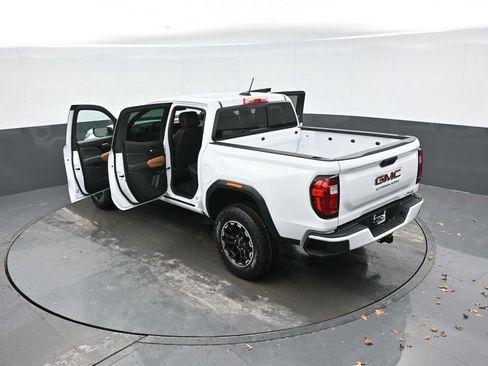 New 2026 GMC Canyon AT4 image 39