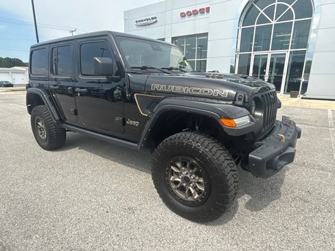 Used 2022 Jeep Wrangler Unlimited Rubicon w/ Dual Top Group AWD/4WD image 2