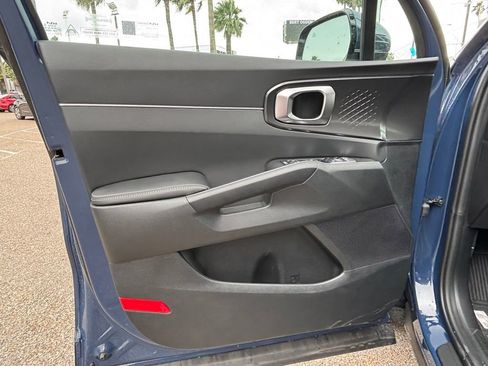 New 2025 Kia Sorento S w/ Panoramic Sunroof Package FWD image 14