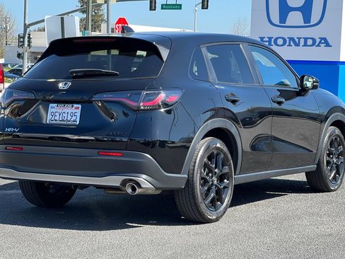 Certified 2023 Honda HR-V Sport image 8