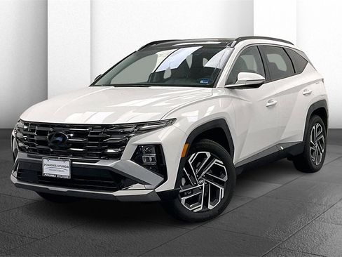 Certified 2025 Hyundai Tucson Limited image 10