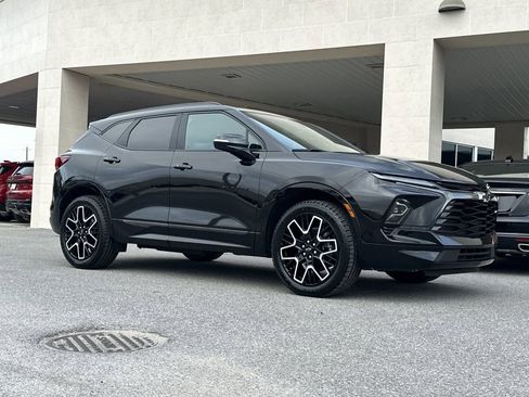 Certified 2024 Chevrolet Blazer RS w/ LPO, Floor Liner Package image 9