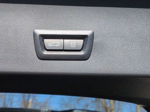 Used 2025 BMW X3 xDrive30i w/ Premium Package image 21