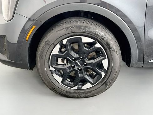 Used 2024 Kia Sorento S AWD/4WD image 10