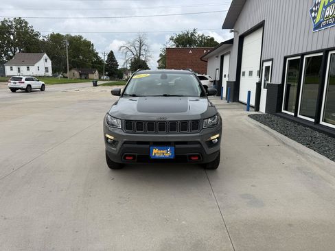 Used 2020 Jeep Compass Trailhawk w/ Cold Weather Group AWD/4WD image 2
