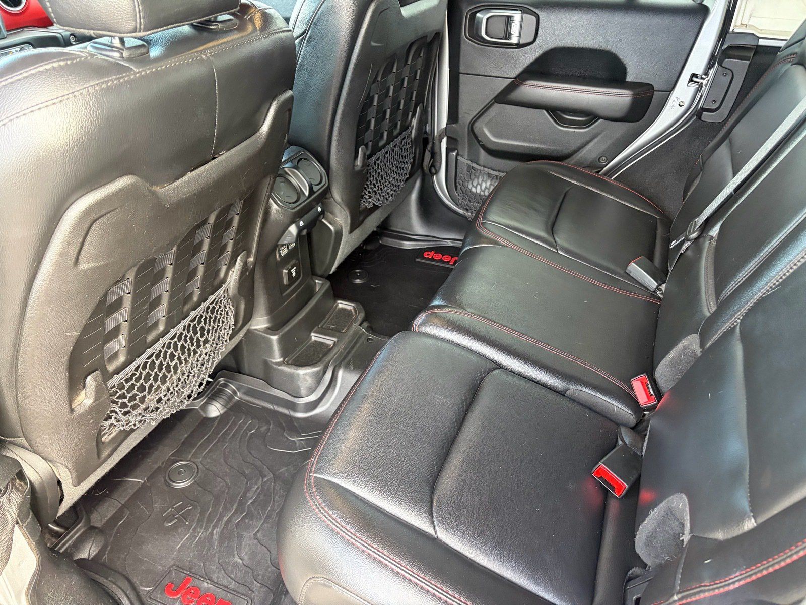 Used 2019 Jeep Wrangler Unlimited Rubicon AWD/4WD image 29