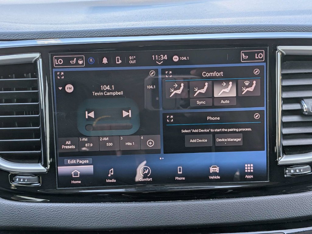 Used 2024 Chrysler Pacifica Touring-L FWD image 18
