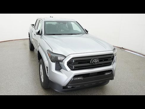 New 2026 Toyota Tacoma SR5 RWD image 9