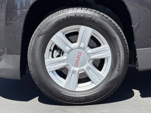 Used 2015 GMC Terrain SLE FWD image 14