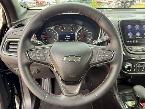 Used 2023 Chevrolet Equinox RS w/ RS Leather Package AWD/4WD image 16
