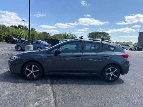 Used 2019 Subaru Impreza 2.0i Premium w/ Eyesight & BSD/Rcta & SRF AWD/4WD image 2