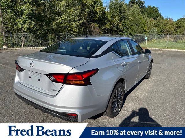 New 2026 Nissan Altima 2.5 SV AWD/4WD image 10