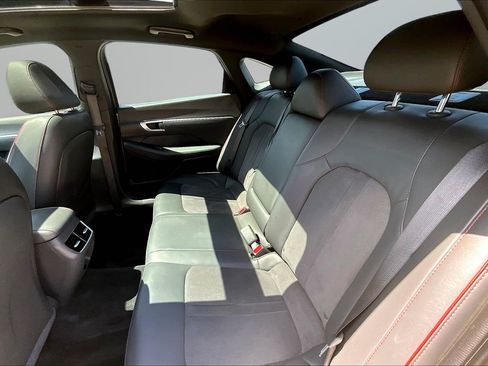 Used 2020 Hyundai Sonata SEL Plus w/ Tech Package FWD image 18