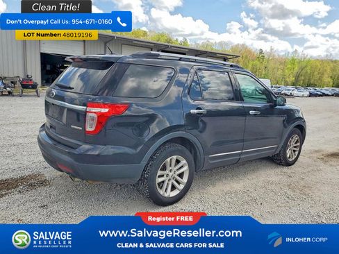 Used 2015 Ford Explorer XLT w/ Equipment Group 202A image 4
