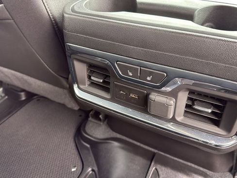 Used 2023 GMC Sierra 3500 AT4 w/ Gooseneck/5TH Wheel Package image 19