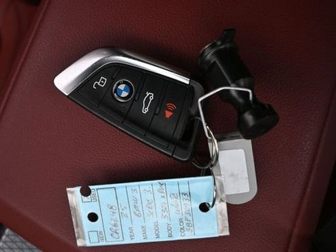 Used 2025 BMW 330i xDrive Sedan image 21