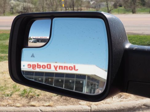 Used 2019 RAM 1500 Laramie image 7