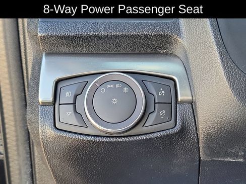 Used 2019 Ford Explorer XLT AWD/4WD image 11