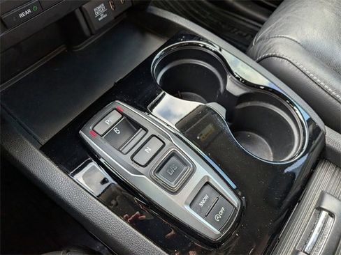 Used 2018 Honda Pilot Touring image 24