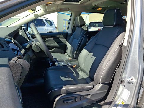 Certified 2026 Honda Odyssey Elite image 16
