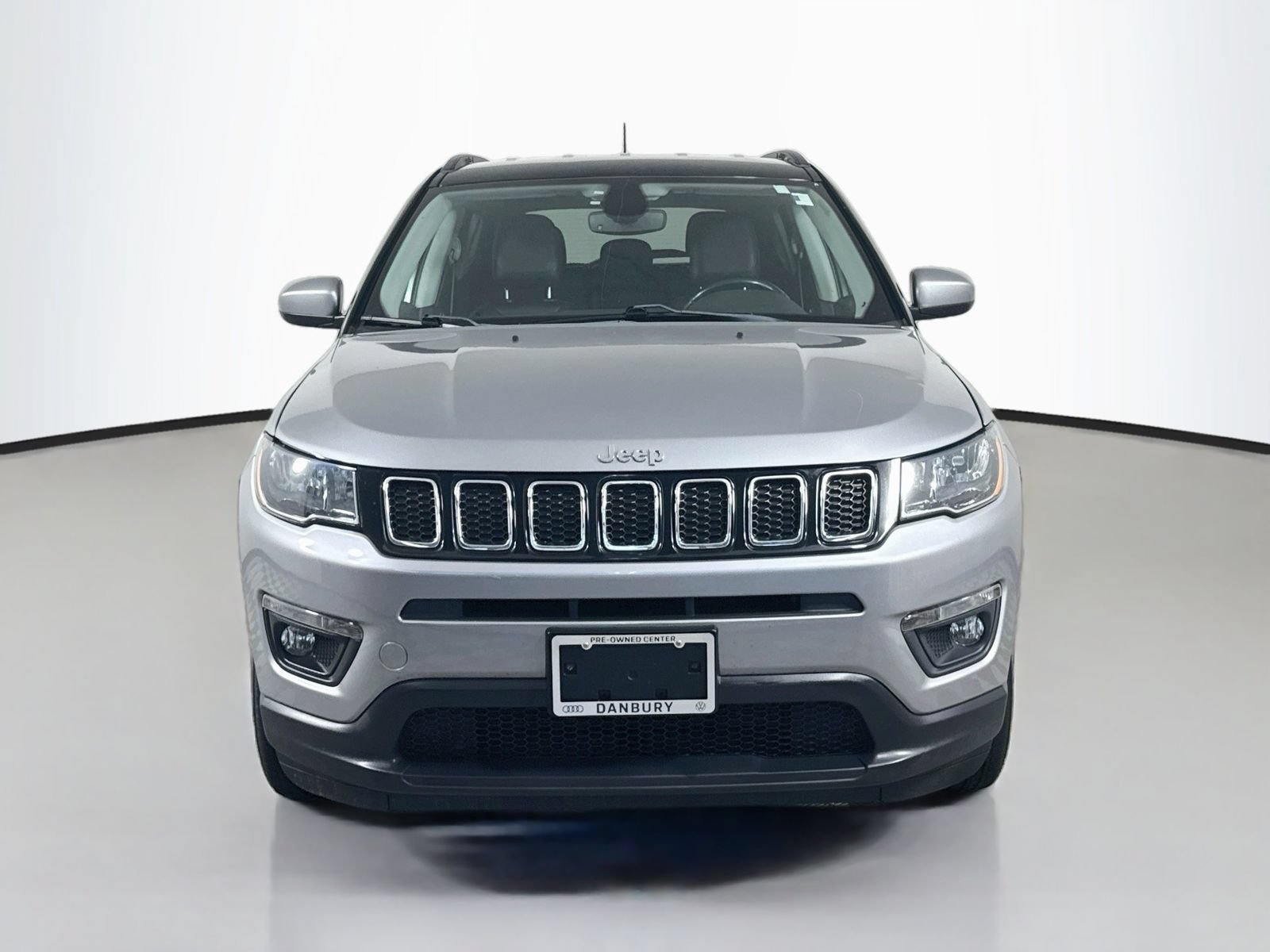 Used 2019 Jeep Compass Latitude w/ Popular Equipment Group AWD/4WD image 6