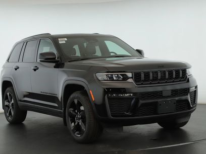 New 2026 Jeep Grand Cherokee Limited w/ Limited Altitude Package