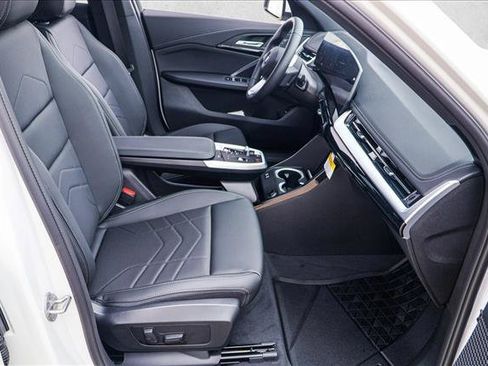 New 2027 BMW X1 xDrive28i AWD/4WD image 24