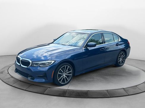Used 2021 BMW 330i xDrive Sedan AWD/4WD image 3