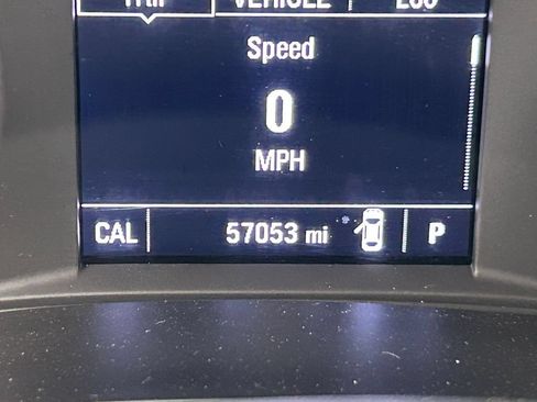 Used 2025 Chevrolet Malibu LT FWD image 38