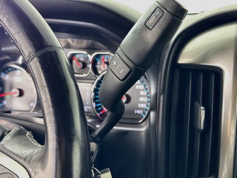 Used 2018 Chevrolet Silverado 1500 LT w/ All Star Edition RWD image 19
