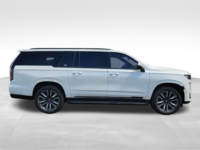 Used 2022 Cadillac Escalade ESV Sport w/ Touring Package AWD/4WD image 7