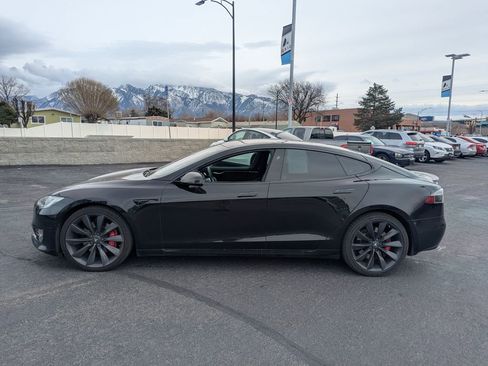 Used 2016 Tesla Model S Performance image 8