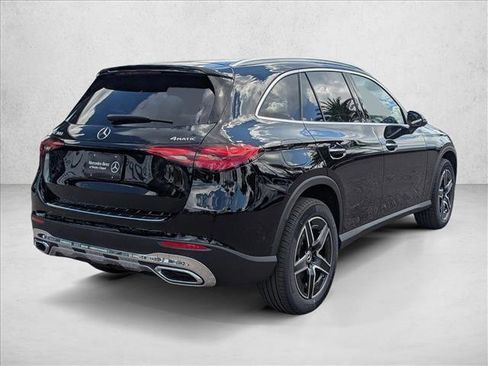Used 2026 Mercedes-Benz GLC 300 4MATIC image 7