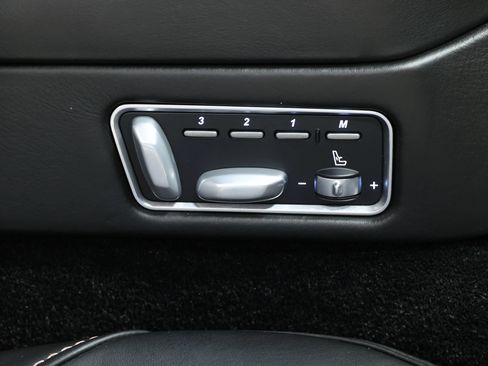 Used 2014 Aston Martin Vanquish Coupe RWD image 84