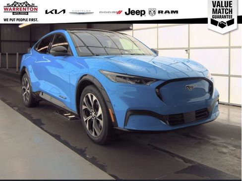 Used 2023 Ford Mustang Mach-E Premium image 9