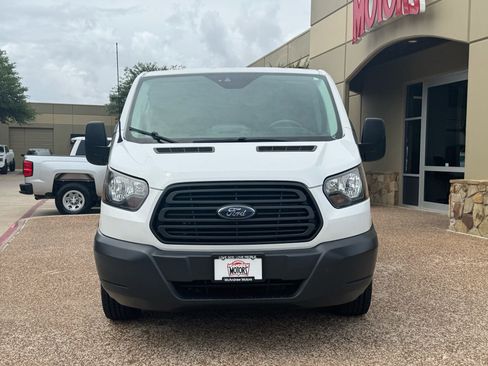 Used 2018 Ford Transit 150 XL RWD image 5