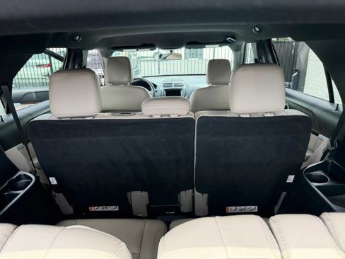 Used 2018 Ford Explorer Limited FWD image 25