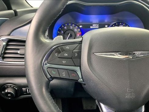 Used 2015 Chrysler 200 S w/ Navigation & Sound Group I image 22