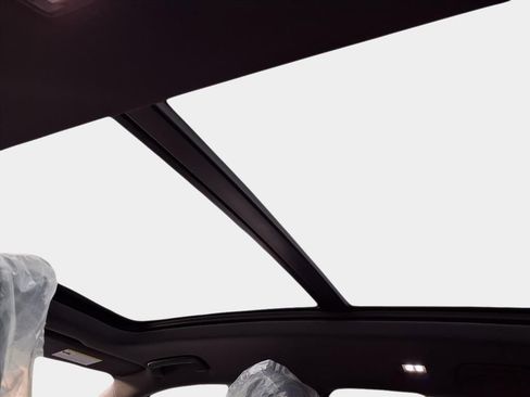 New 2026 Volkswagen Tiguan SE R-Line image 13