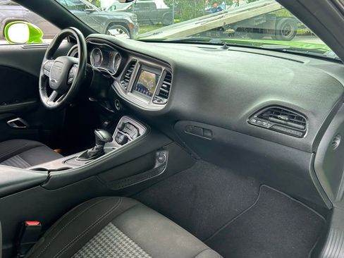 Certified 2023 Dodge Challenger SXT image 33