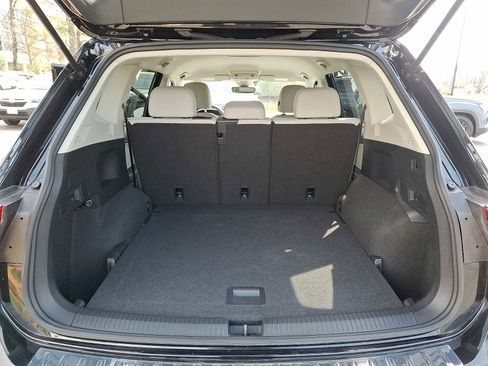 Used 2024 Volkswagen Tiguan S image 26