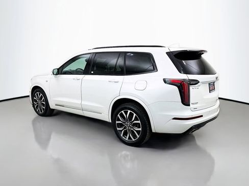 Used 2021 Cadillac XT6 Sport image 6