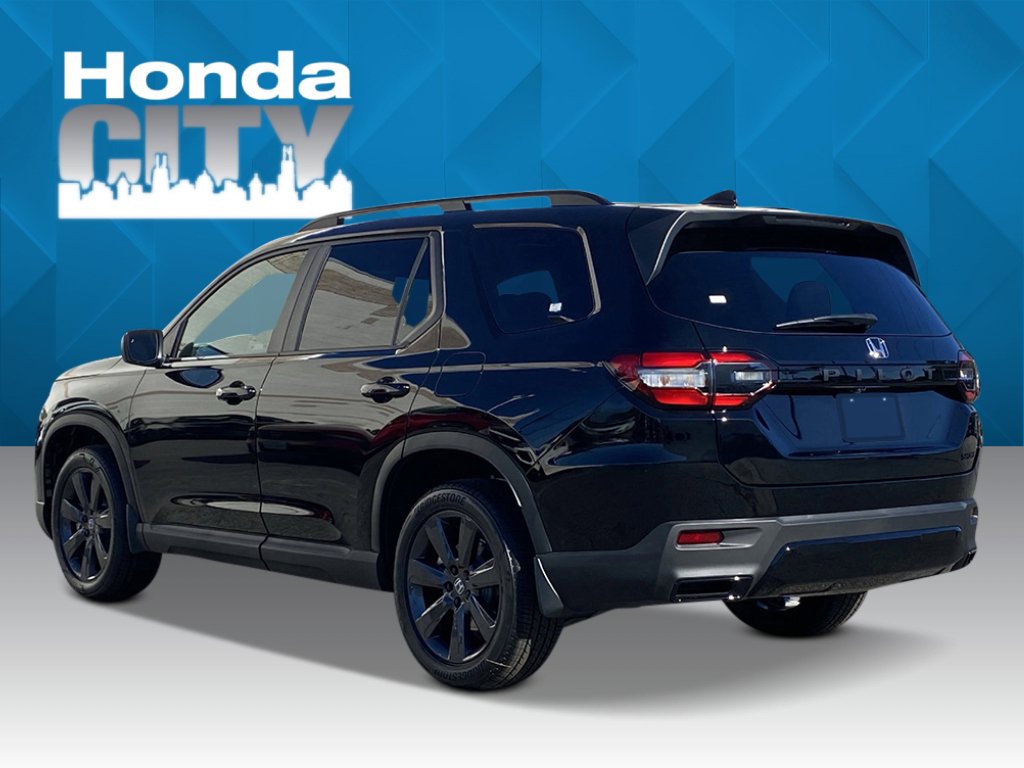 New 2026 Honda Pilot Sport image 2