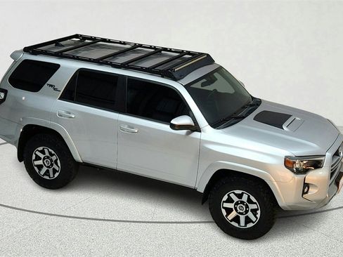 Used 2018 Toyota 4Runner TRD Off-Road image 16