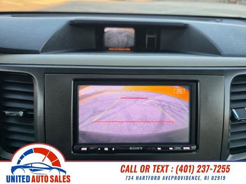 Used 2012 Toyota Sienna XLE image 24
