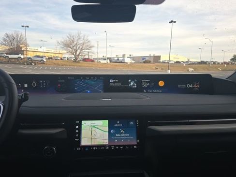 New 2026 Lincoln Navigator Reserve w/ Jet Appearance Package image 14