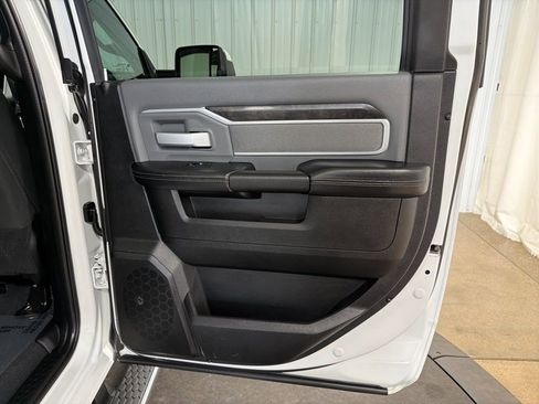 Used 2022 RAM 2500 Big Horn image 18