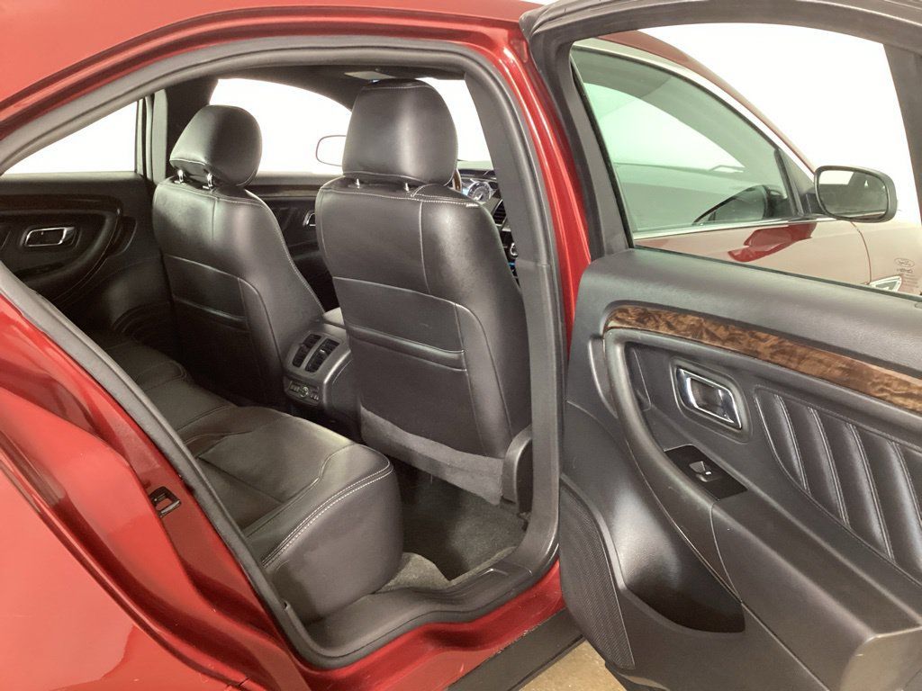 Used 2015 Ford Taurus Limited w/ Equipment Group 301A FWD image 25
