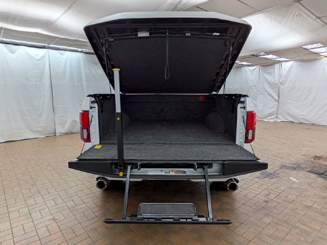 Used 2019 Ford F150 Lariat w/ Equipment Group 502A Luxury AWD/4WD image 7