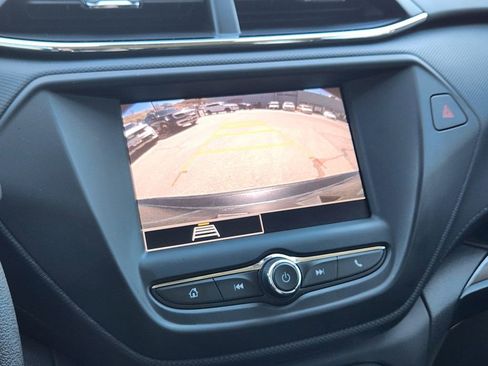 Used 2023 Chevrolet TrailBlazer LS image 25